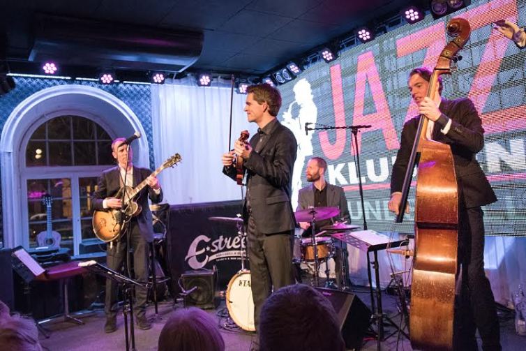 bbe26083-a002-4356-897b-3c4ef7f6317b